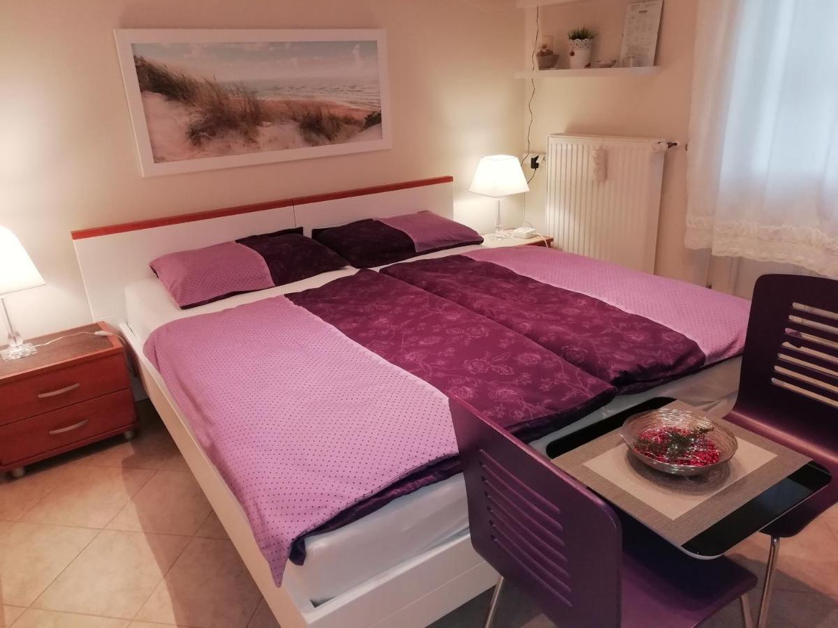 Room Sarah غييكا المظهر الخارجي الصورة